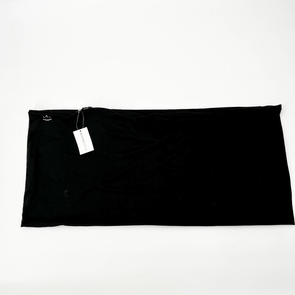 NWT Beyond Yoga Black Infinity Scarf Soft Jersey Pocket Wrap Scarf BRAND NEW - Picture 9 of 9